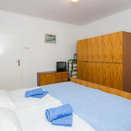 Apartman Peline *